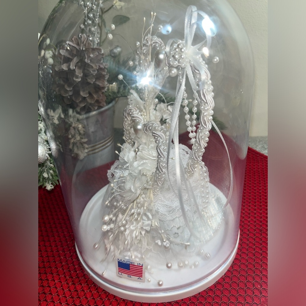Laura Lees Decortive Heart Wedding Cake Topper - Picture 3 of 15